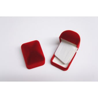 Väike kandiline 37 x 47 x 40 mm pehme sisu