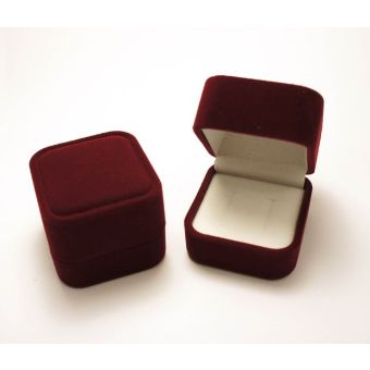 Väike kandiline t.punane