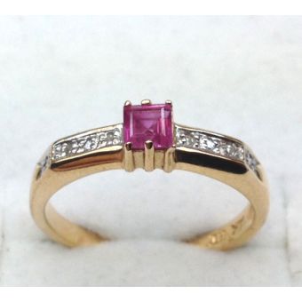 Kuldsõrmus 585 2,40g