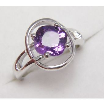 Hõbesõrmus-925 4,06g