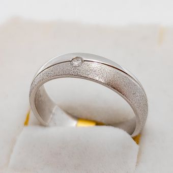 Kuld-585 abielusõrmus valg. kullast1k0,03h-vs 4,06g