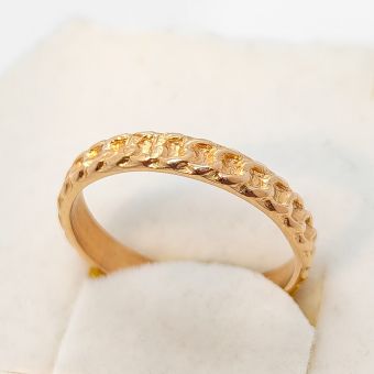 Kuld-585 abielusõrmus mustriga 2,72g