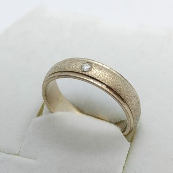 Kuld-585 abielusõrmus br.0,031ct.3,35g